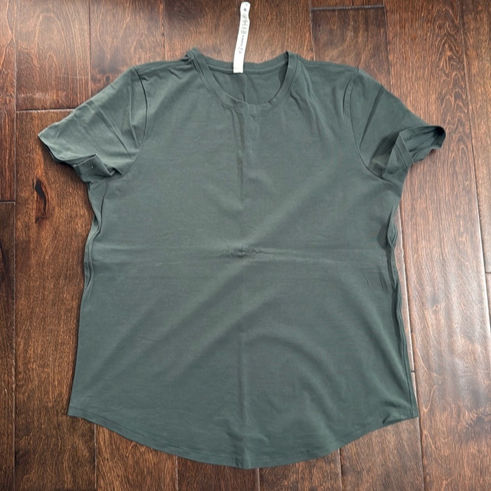 EUC Lululemon Love Crewneck Top